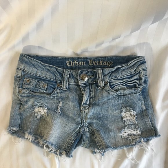 Urban Heritage Denim Shorts Women’s Size 1 Cotton Blend Distressed Ripped 25-172 - Picture 1 of 10